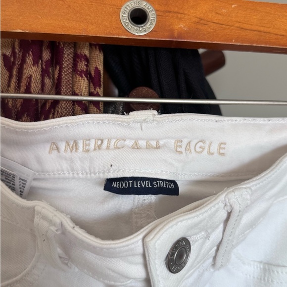 American Eagle Outfitters White Jeans - Picture 4 of 4